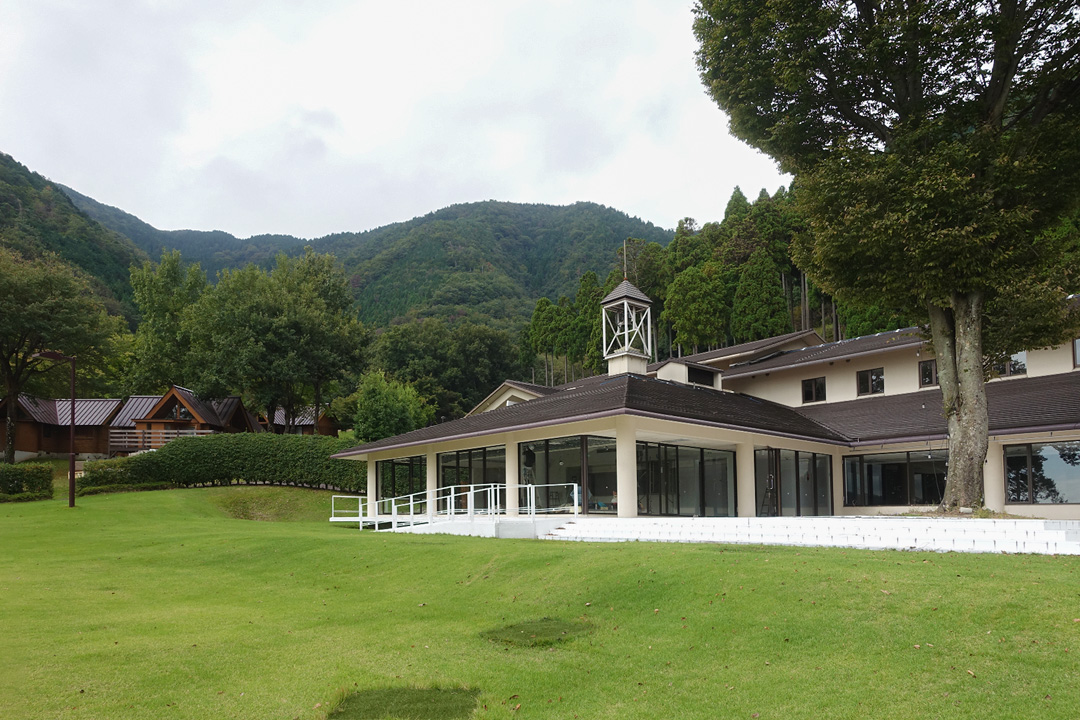 緑豊かな滋賀県奥琵琶湖