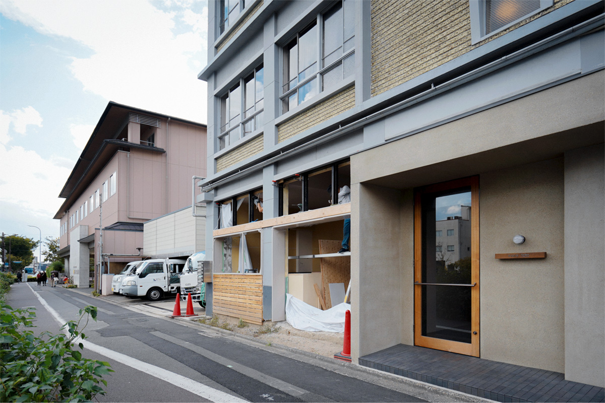 京都二条城北 COFFEE STAND エントランス施工 堀川丸太町 